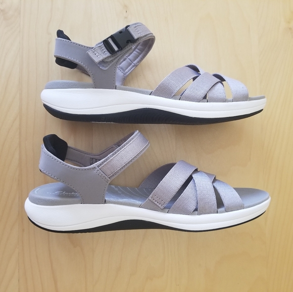 Clarks Cloudsteppers Sandals Women's Size 10M - Picture 12 of 14